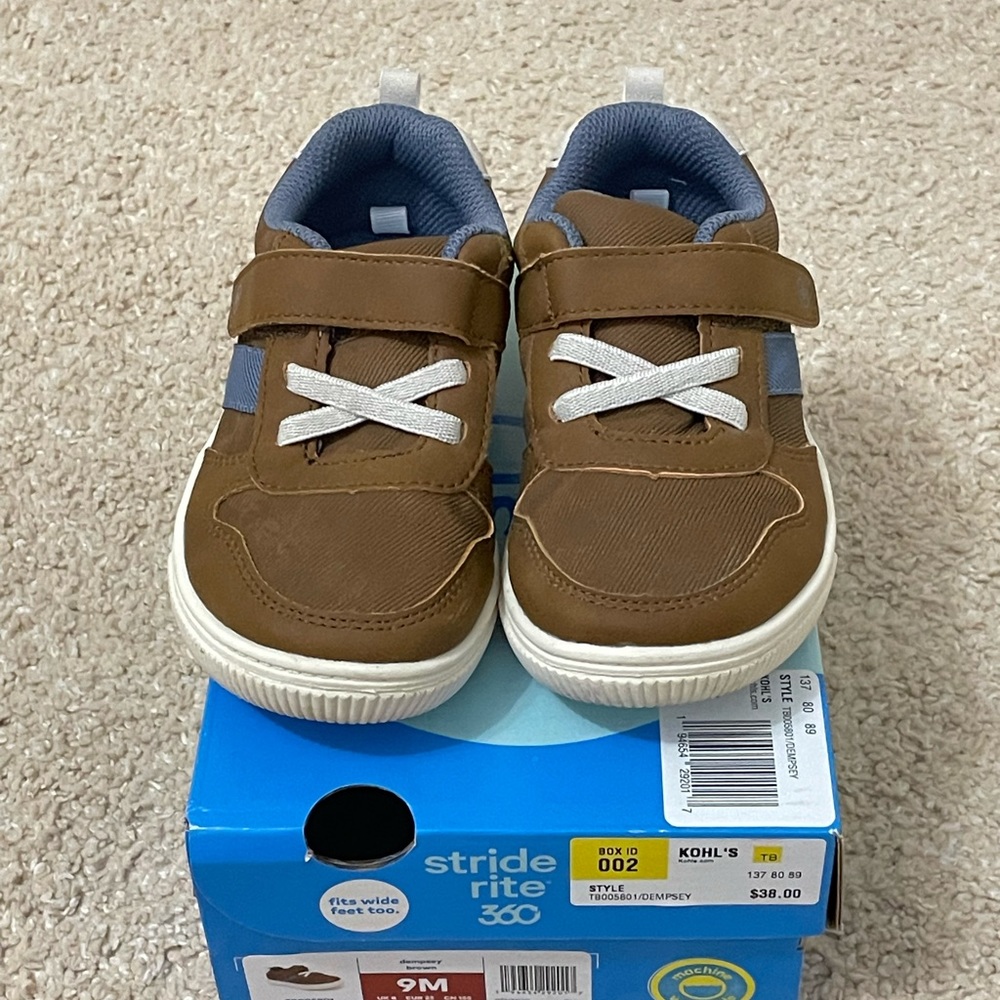 Stride Rite Dempsey Brown Boys Sneakers Sz 9